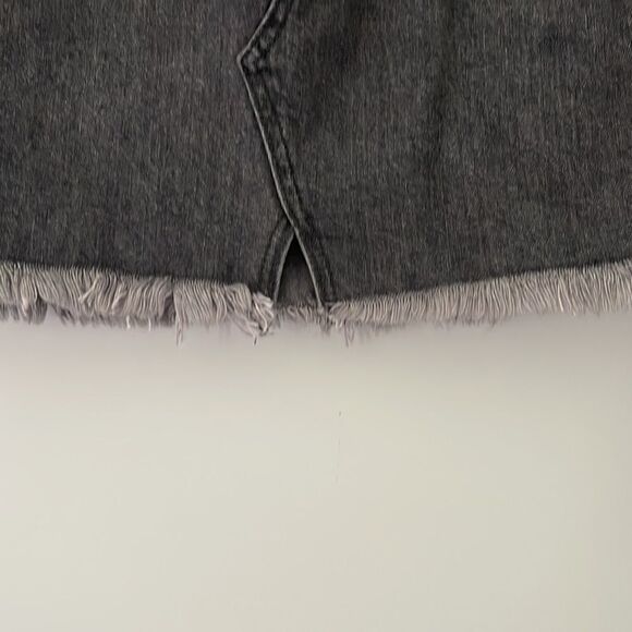 We the Free! Free People Black Antiqued Denim Mini Skirt Size 29 - Picture 3 of 8